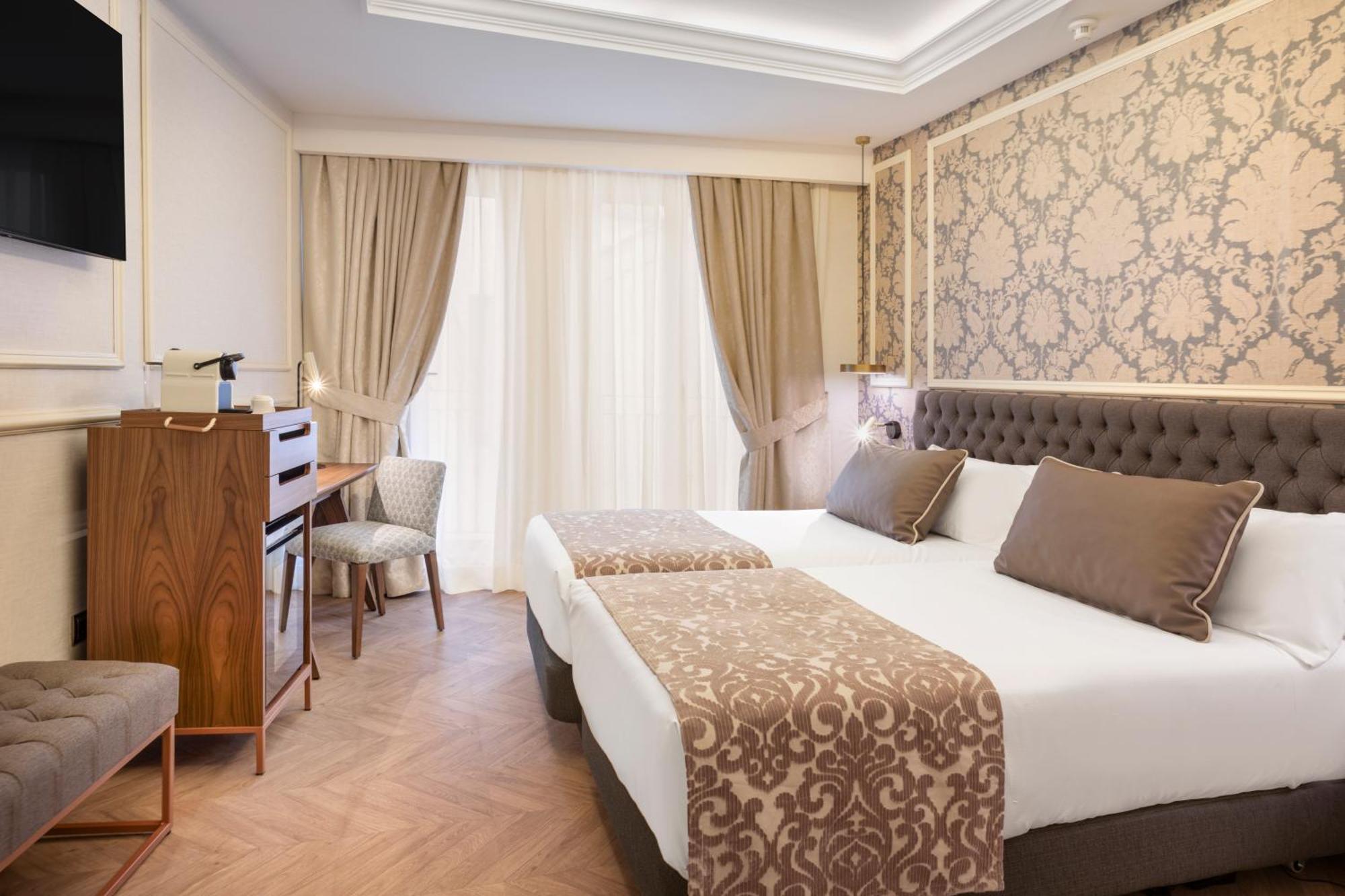 Double or Twin Room,1588038560:JPEG